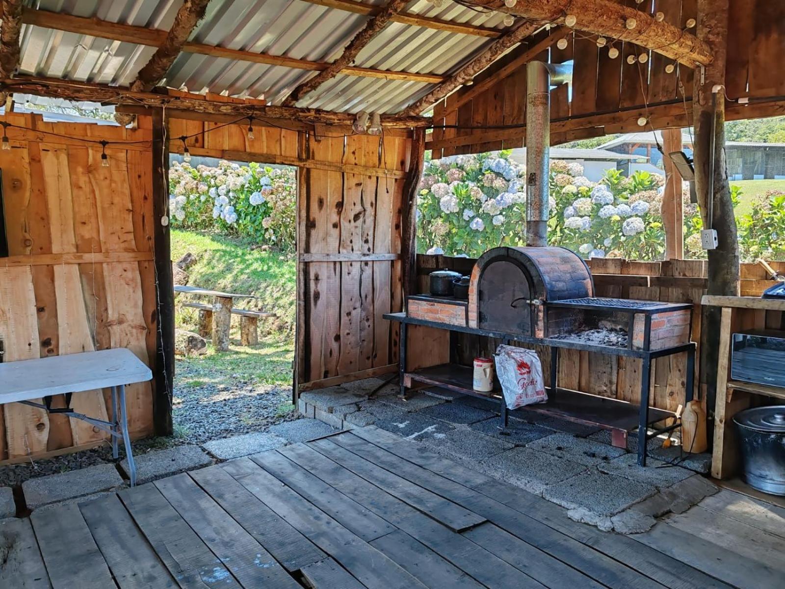 Chalets Vistas Del Poas هيريديا المظهر الخارجي الصورة